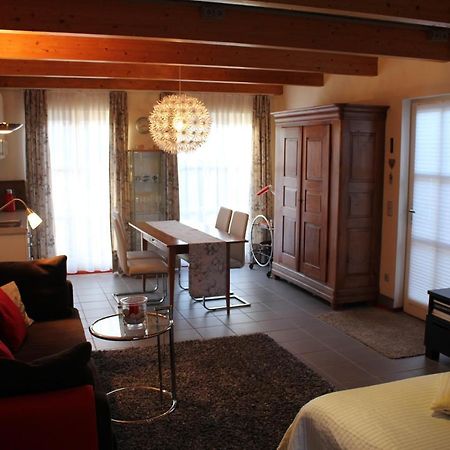 Bed and Breakfast Le Coq à Rösrath Extérieur photo